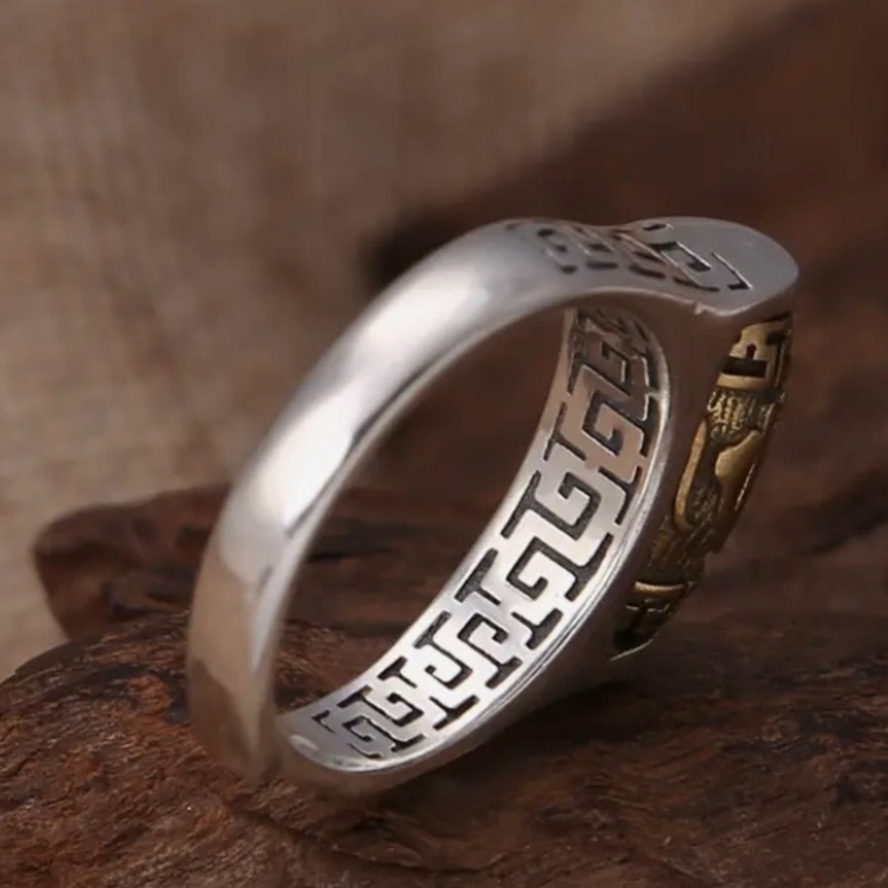 UNISEX TIBETAN ROTATING ‘OM MANI PADME HUM’  MANTRA RING. - Picture 4 of 4